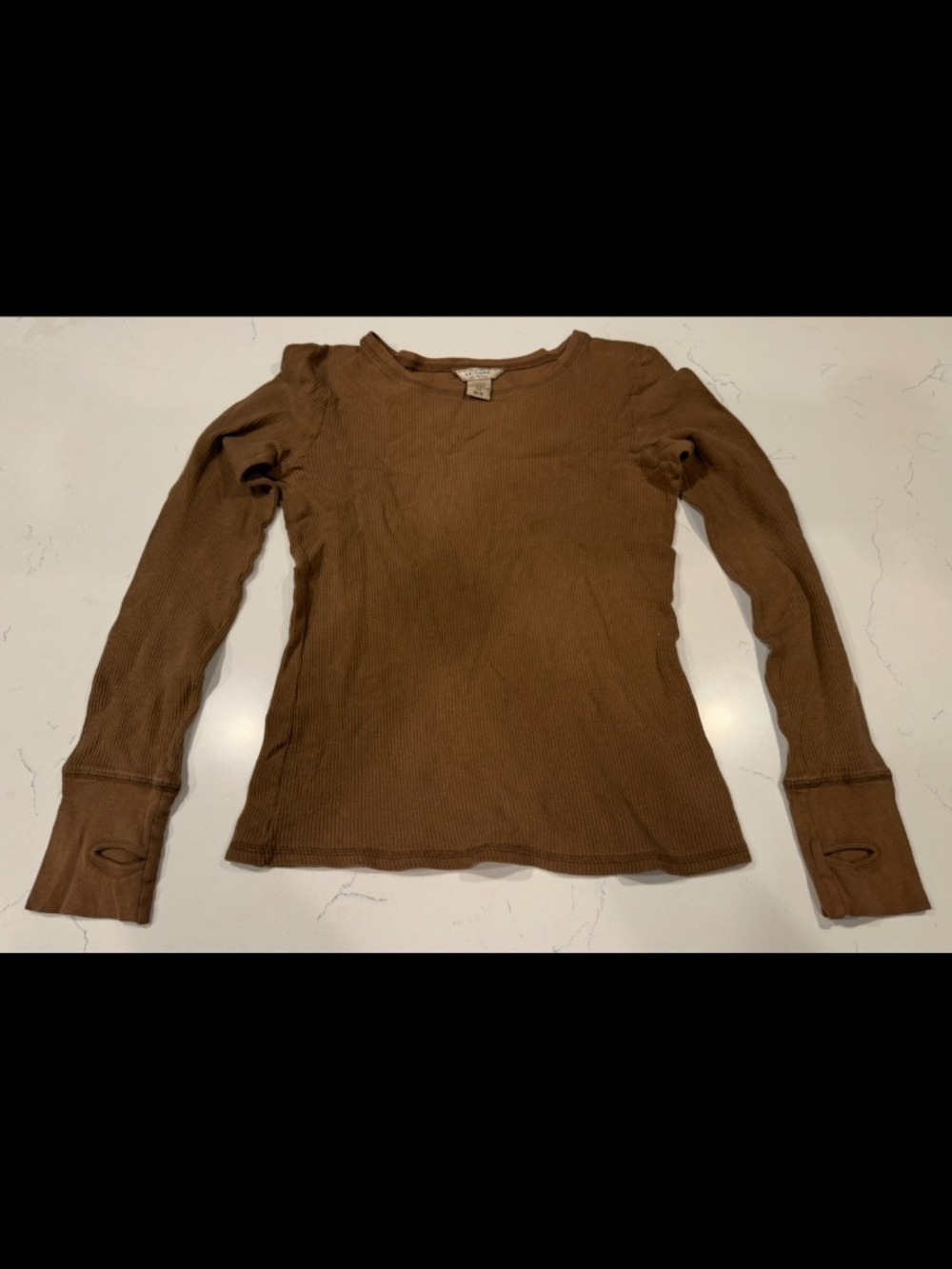 Arizona Jean Co Brown Ribbed Thermal Shirt Women’s Medium Thumbholes Y2K